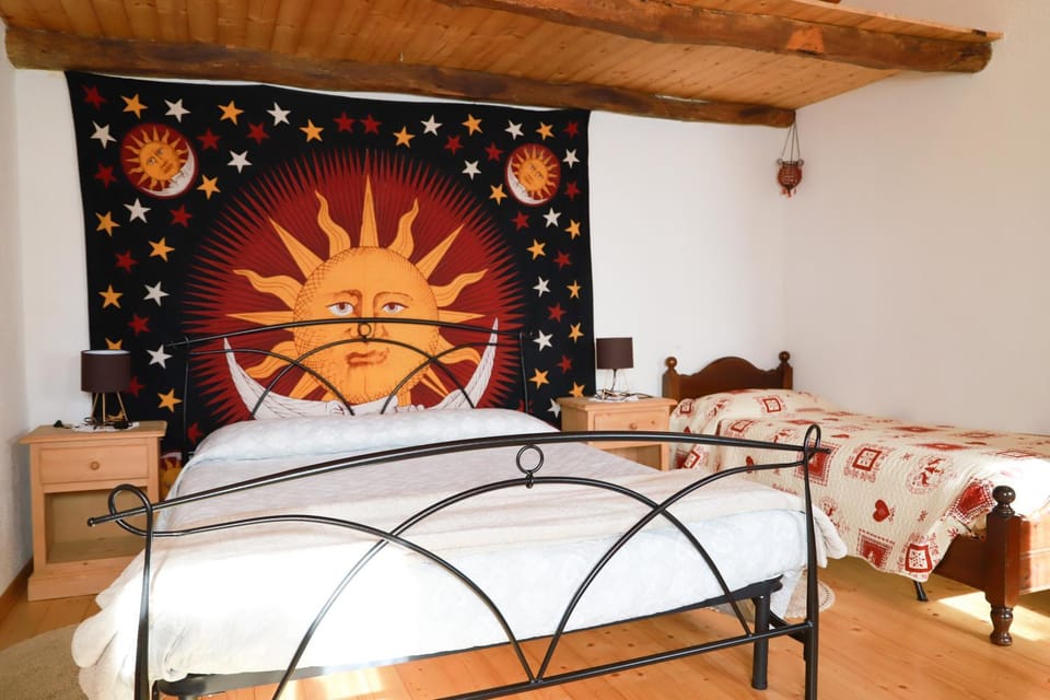 Bed, Bedroom