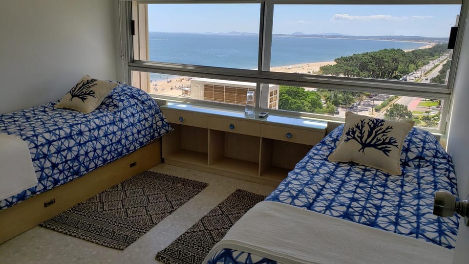 Bedroom, Sea view