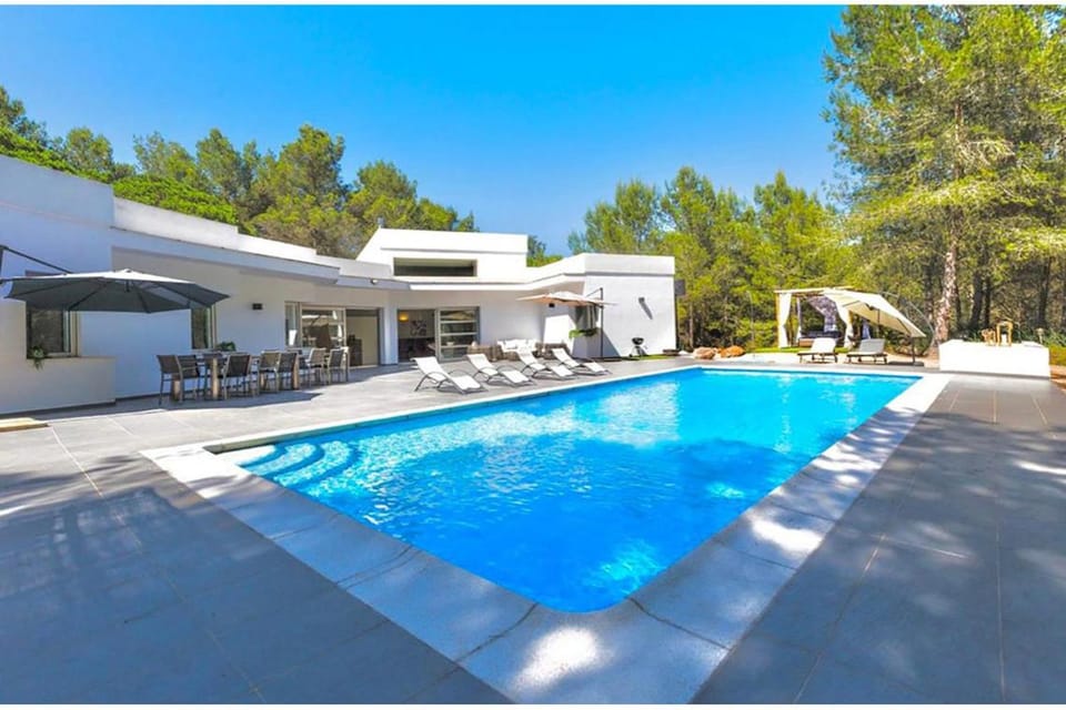 Peaceful villa in Santa Gertrudis Villa in Ibiza