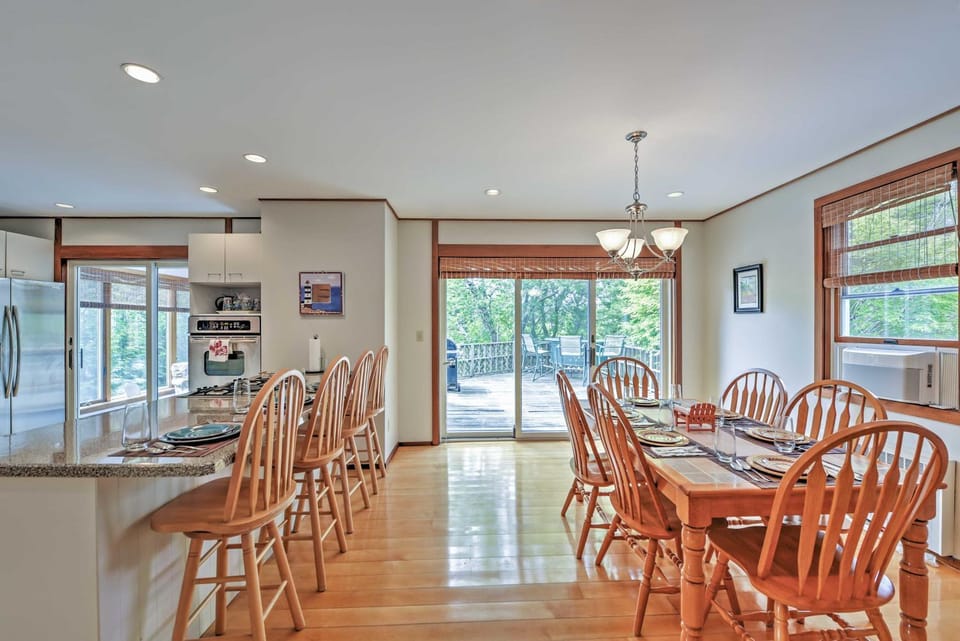 Walk to Beach! Hyannis Family Haven w/ Deck House in Hyannis