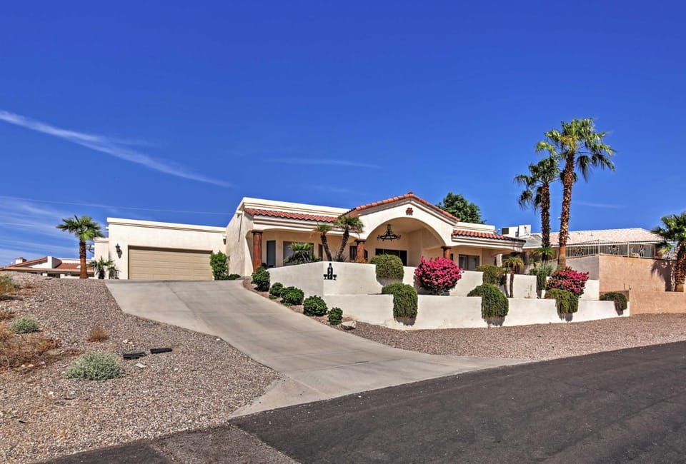 < 2 Mi to Lake Havasu: Spacious Home w/ Patio! House in Lake Havasu City