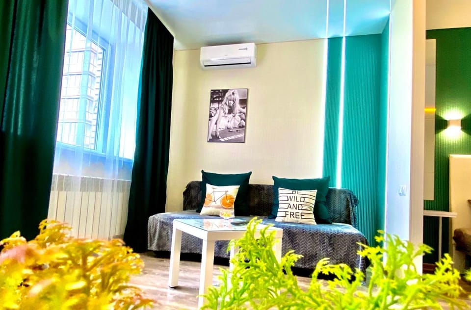 Смарагдова Apartment in Ukraine