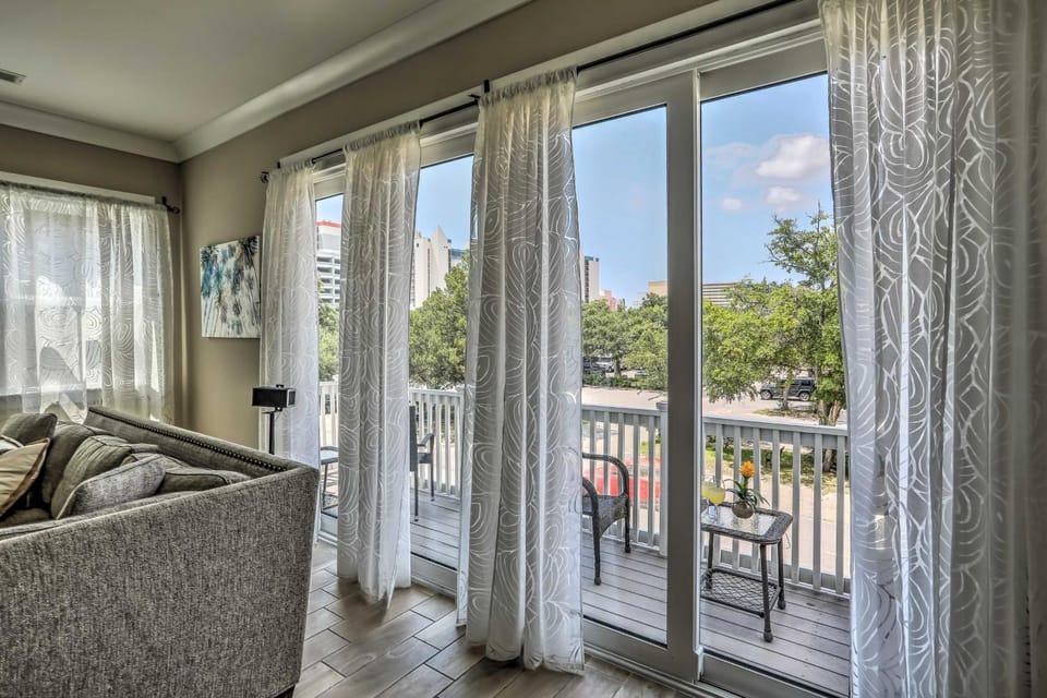 1 Block to Beach! Breezy Myrtle Beach Getaway House in Myrtle Beach