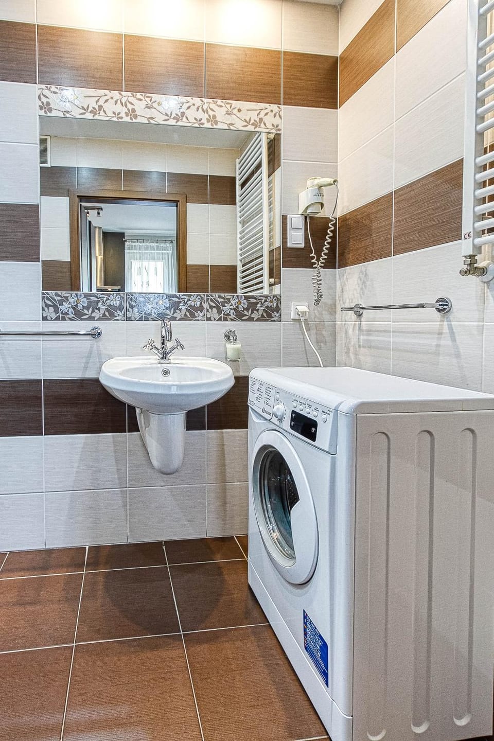 Bathroom, washing machine