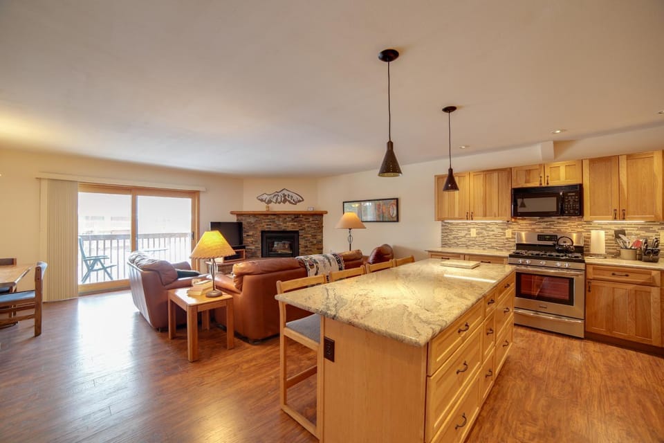 1 Mi to Main Street: Mtn-View Home in Frisco House in Frisco
