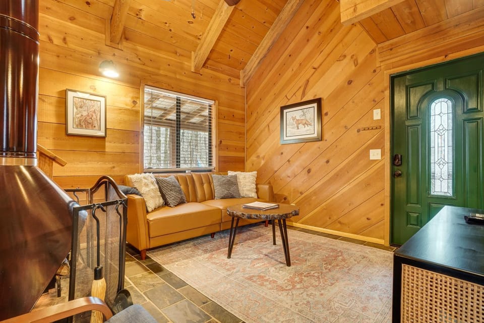 Sautee Nacoochee Mtn Paradise w/ Spacious Deck! House in White County
