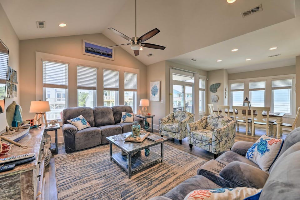 Charming Surf City Home w/ Elevator: Walk to Beach House in Surf City