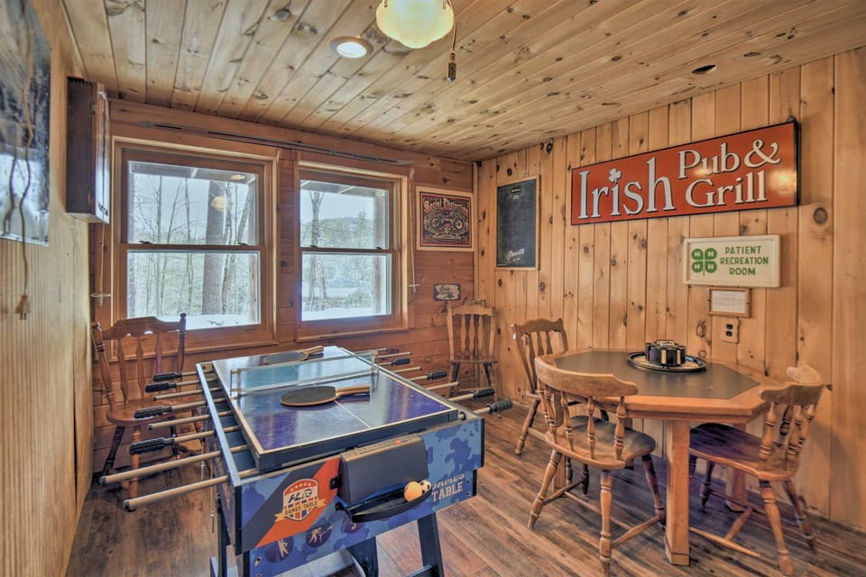 Rustic Madison 'Treehouse' Cabin with Game Room! Cabin in Madison