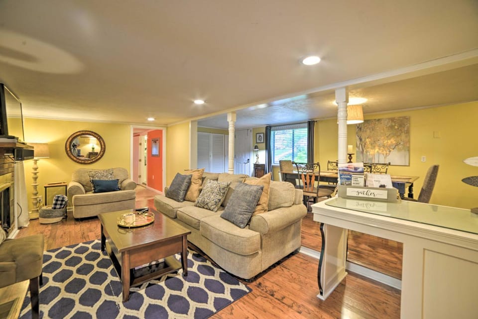 'Pelican Bay Retreat' on Lake Barkley w/ Kayaks! House in Lake Barkley
