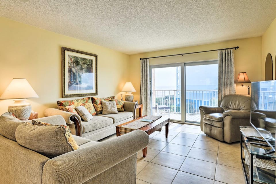 Oceanfront Cocoa Beach Condo w/ View: Walk to Pier House in Cocoa Beach