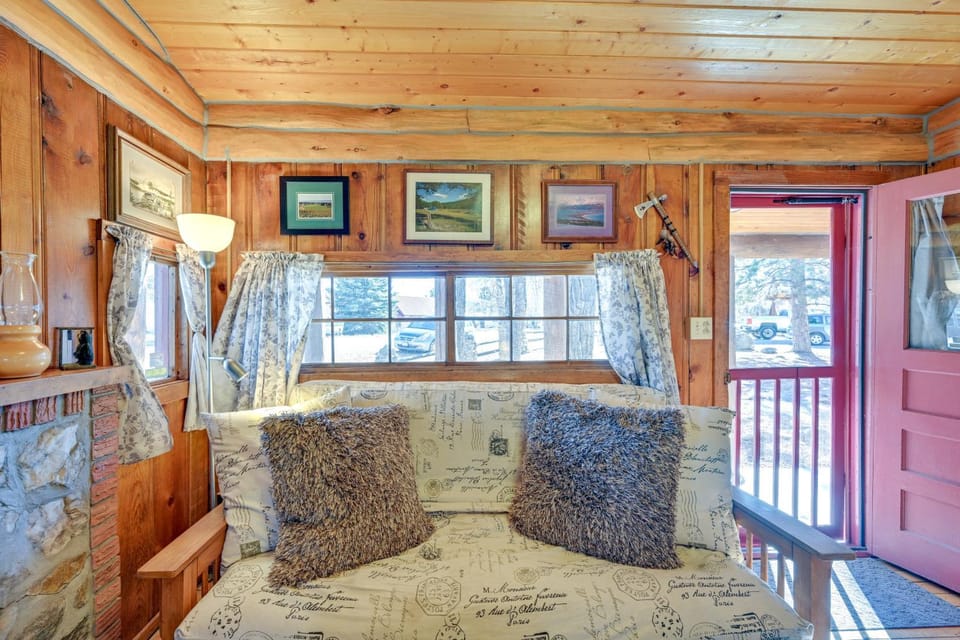 'Autumnsong Fireside' Cabin Near Dtwn Buena Vista! Cabin in Buena Vista