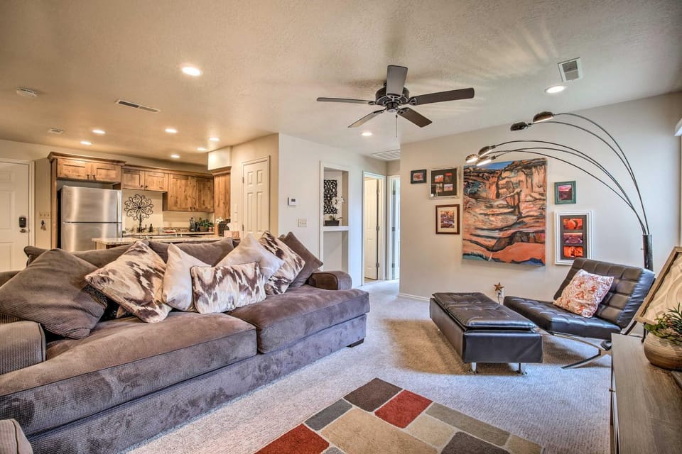 5 Mi to Town Square Park: Condo in Sports Village House in St George