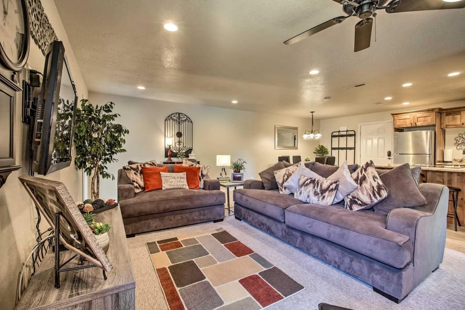 5 Mi to Town Square Park: Condo in Sports Village House in St George