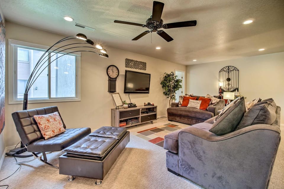 5 Mi to Town Square Park: Condo in Sports Village House in St George
