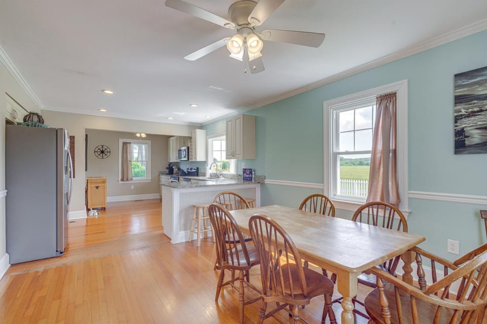Pet-Friendly Home w/ Gazebo: Minutes to Beach! House in Virginia