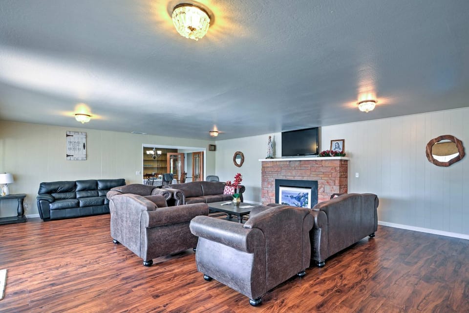 7 Mi to Dtwn Gilroy Spacious Home on 20 Acres! House in San Francisco Bay Area