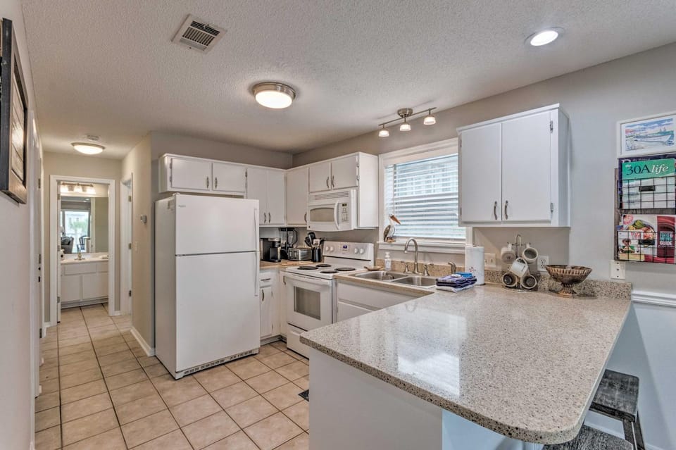 Seagrove Beach Condo w/ Pool Access; Walk to Beach House in South Walton County