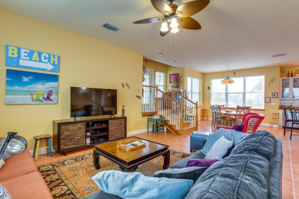 350 Ft to Beach! 'Lizard Lair' in Indian Rocks House in Indian Rocks Beach