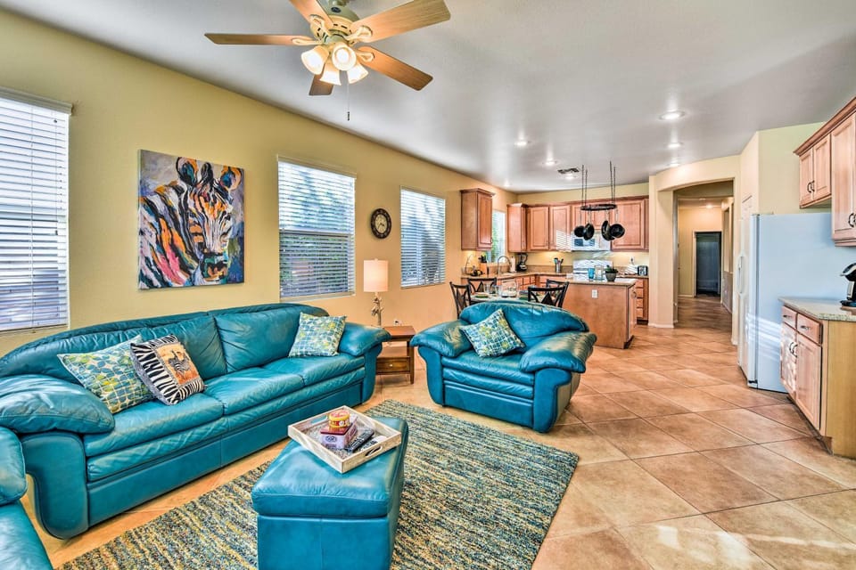 Indian Palms Resort Home w/ Yard & Community Perks House in La Quinta