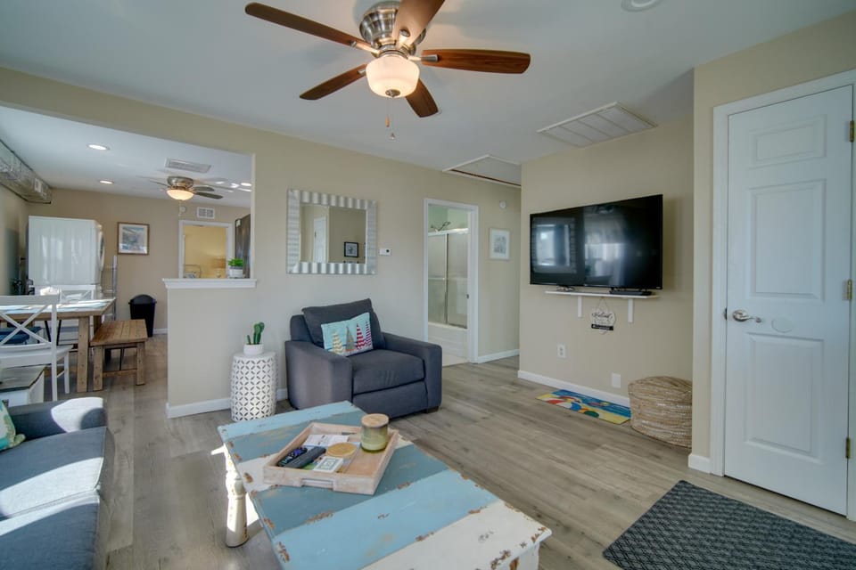North Wildwood Vacation Rental: 4 Blocks to Beach House in North Wildwood