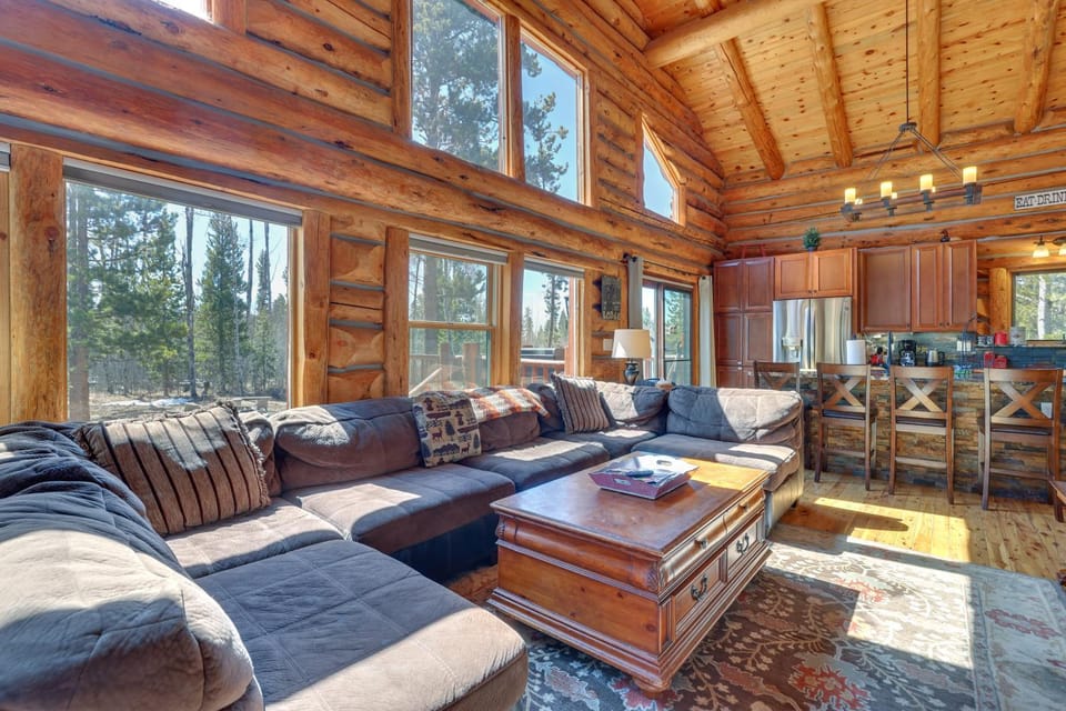 Access to Rocky Mtn Nat'l Park: Grand Lake Cabin Cabin in Rocky Mountain National Park