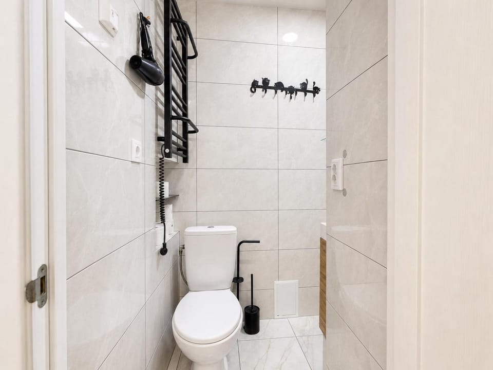 Toilet, Bathroom