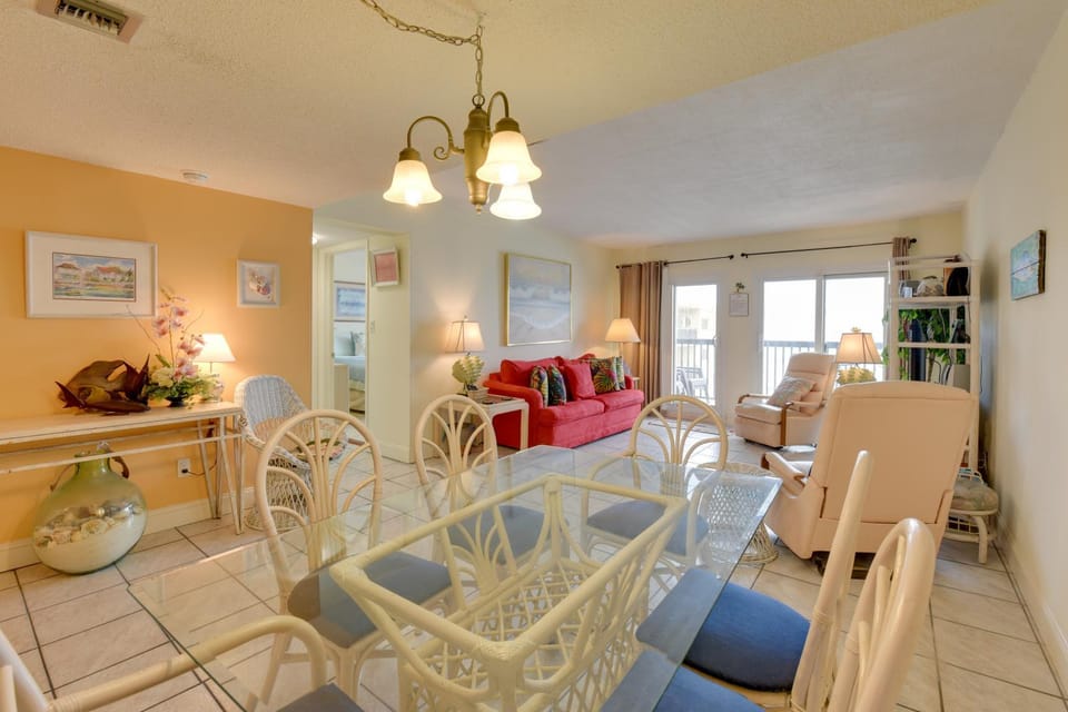 Panama City Beach Retreat w/ Pool & Ocean Views! House in Sunnyside