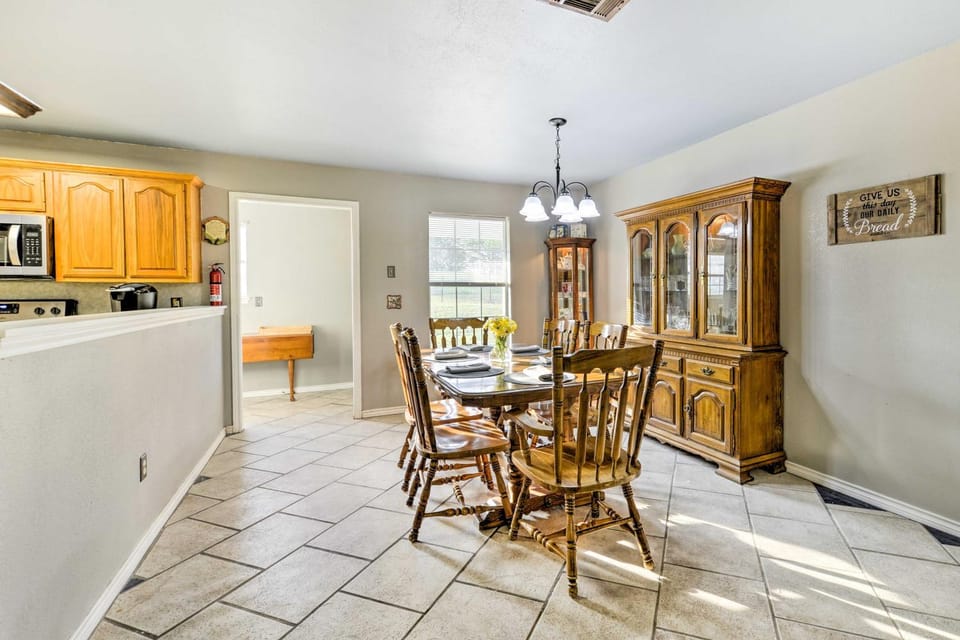 Pet-Friendly Moody Home with Fire Pit and Large Yard! House in Rio Grande