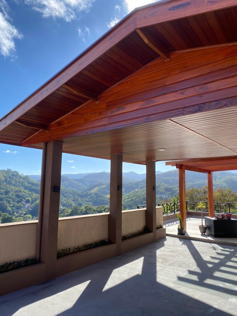 Colina do Cristal House in Santo Antônio do Pinhal