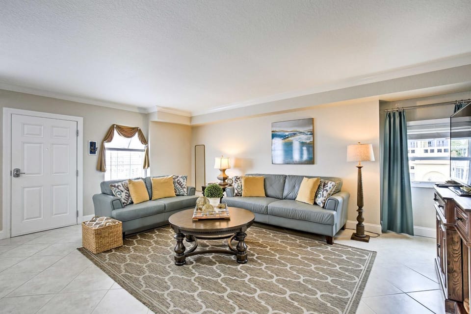 Bayfront Clearwater Beach Condo w/ Pool Access! House in Clearwater Beach
