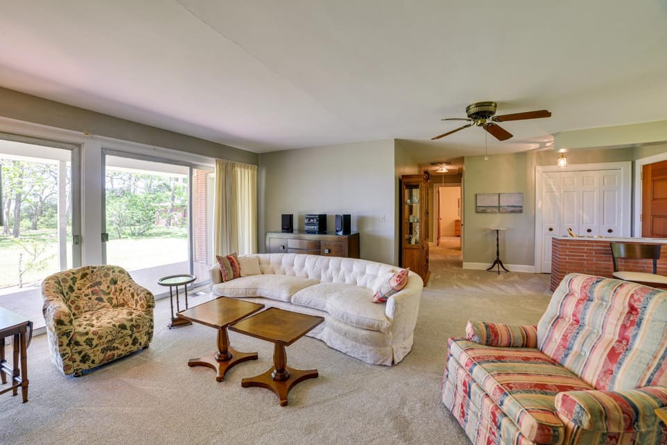 Fifties Beaufort Home w/ Patio, On Newport River! House in Beaufort
