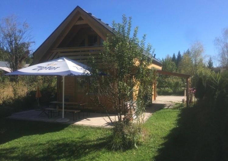 Faaakersee Familyhouse - mit PrivatStrand-Seeblick only Sa-Sa House in Villach