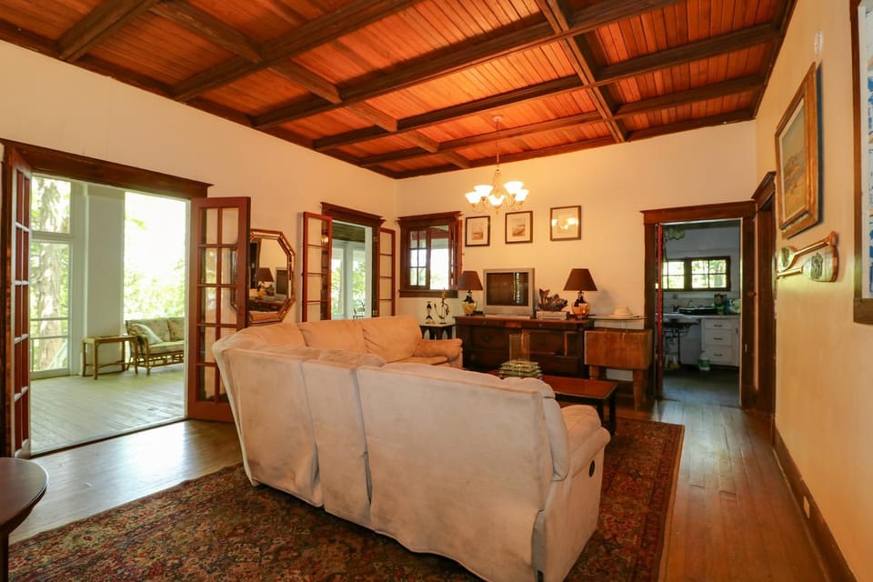 Island Cottage on Evans Lake Boat Rental Required House in Ohio