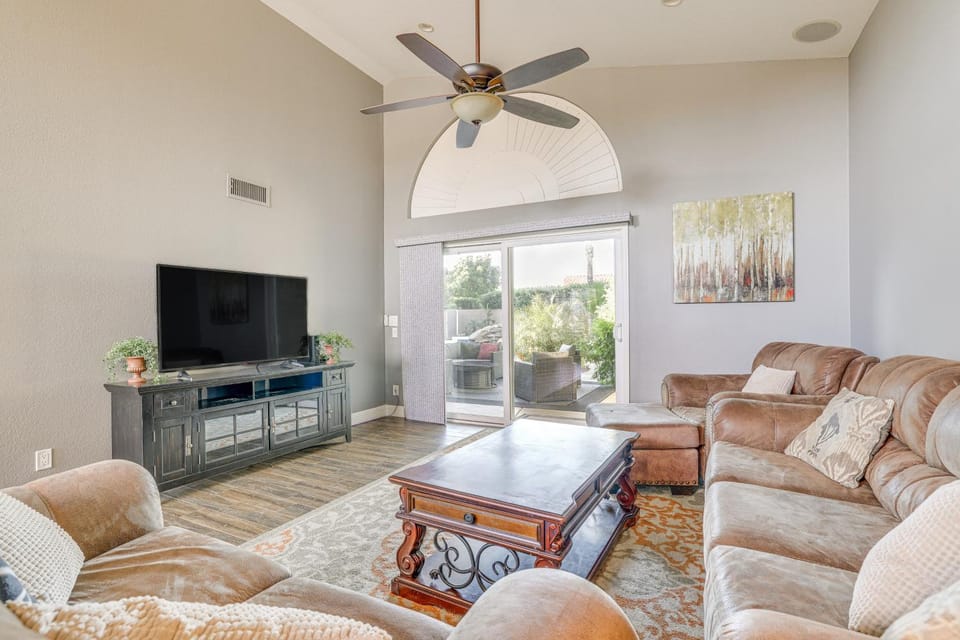 Heated Pool & Patio: Tempe Retreat Near Hiking! House in Tempe
