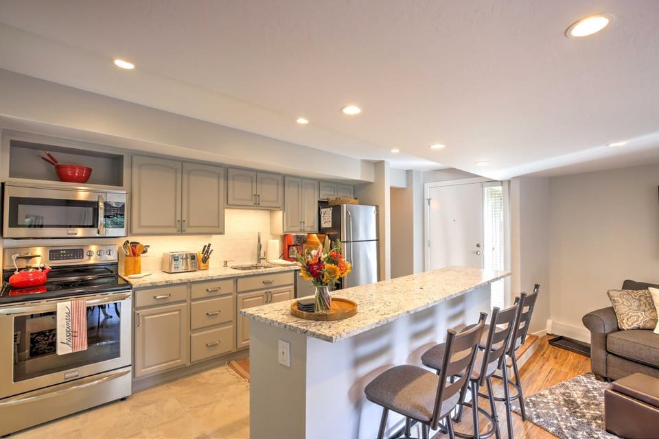 Breckenridge Condo w/ Balcony: Walk to Ski Resort House in Breckenridge
