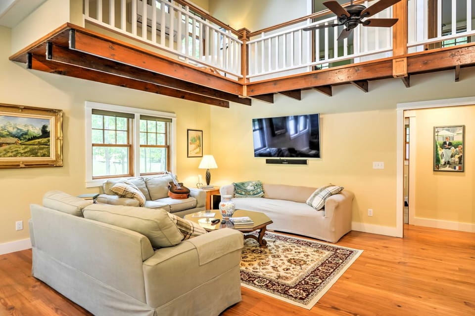 'Sugar Berry' Craftsman Home in Laughlintown House in Pennsylvania