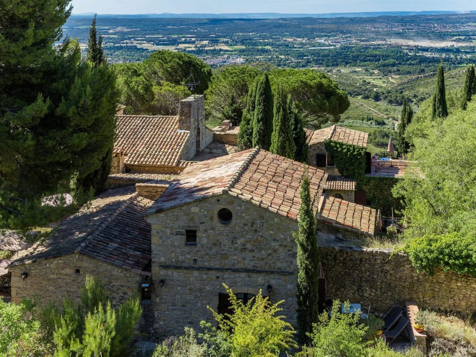 Property building, Bird's eye view