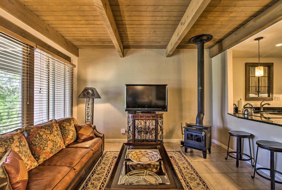 Walkable Adobe-Style Abode w/ Community Amenities! House in Santa Fe