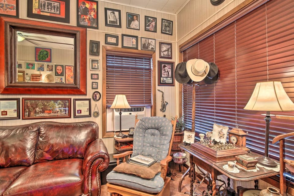 San Antonio Rental w/ Courtyard: Walk to Riverwalk Villa in San Antonio