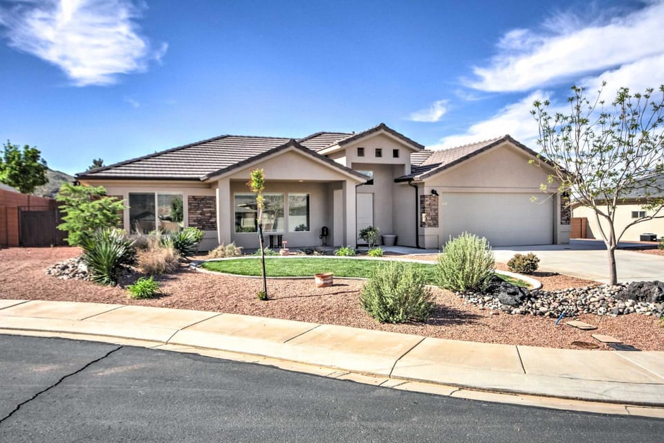 Scenic La Verkin Home: 20 Mi to Zion National Park House in Toquerville