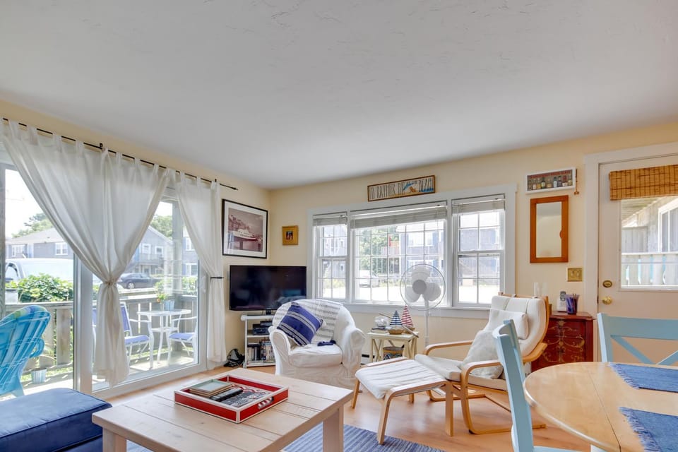 Enjoy the Pool & Beach! Coastal Provincetown Condo House in Provincetown