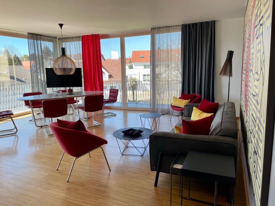 Living room, Seating area, Dining area