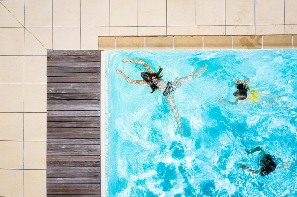 Pool view, Swimming pool