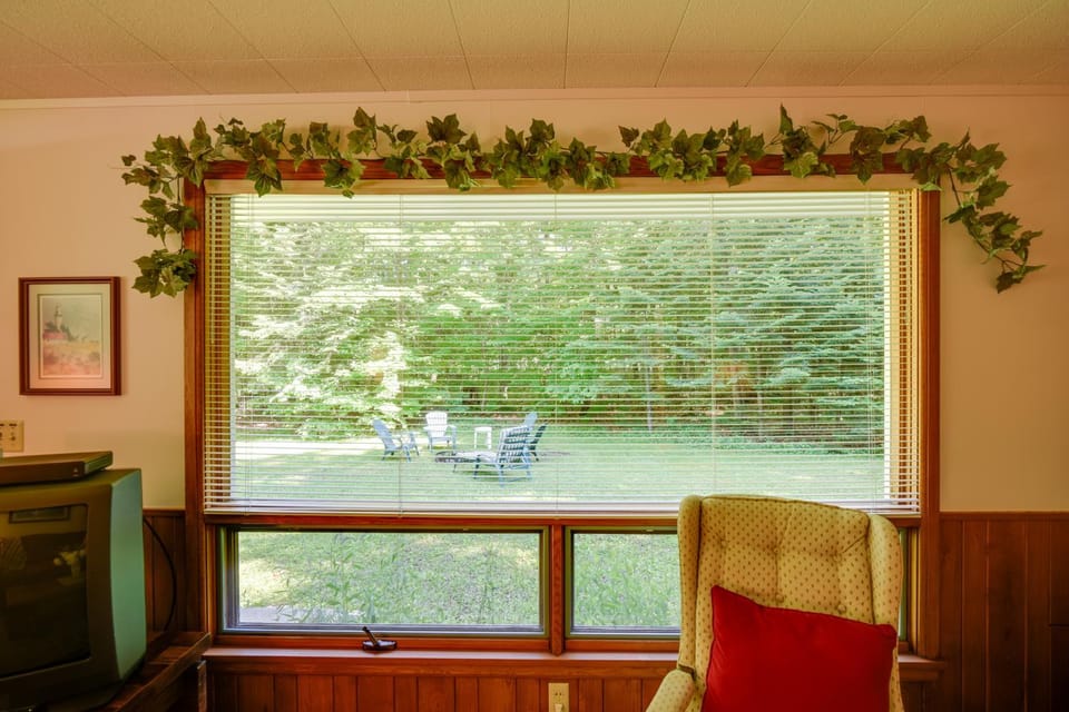 'Cherry Cottage' - Walk to Peninsula State Park! House in Ephraim