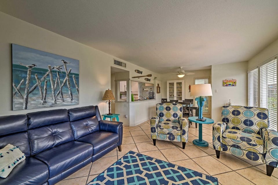Breezy Corpus Christi Condo w/ Deck + Fishing Dock House in North Padre Island