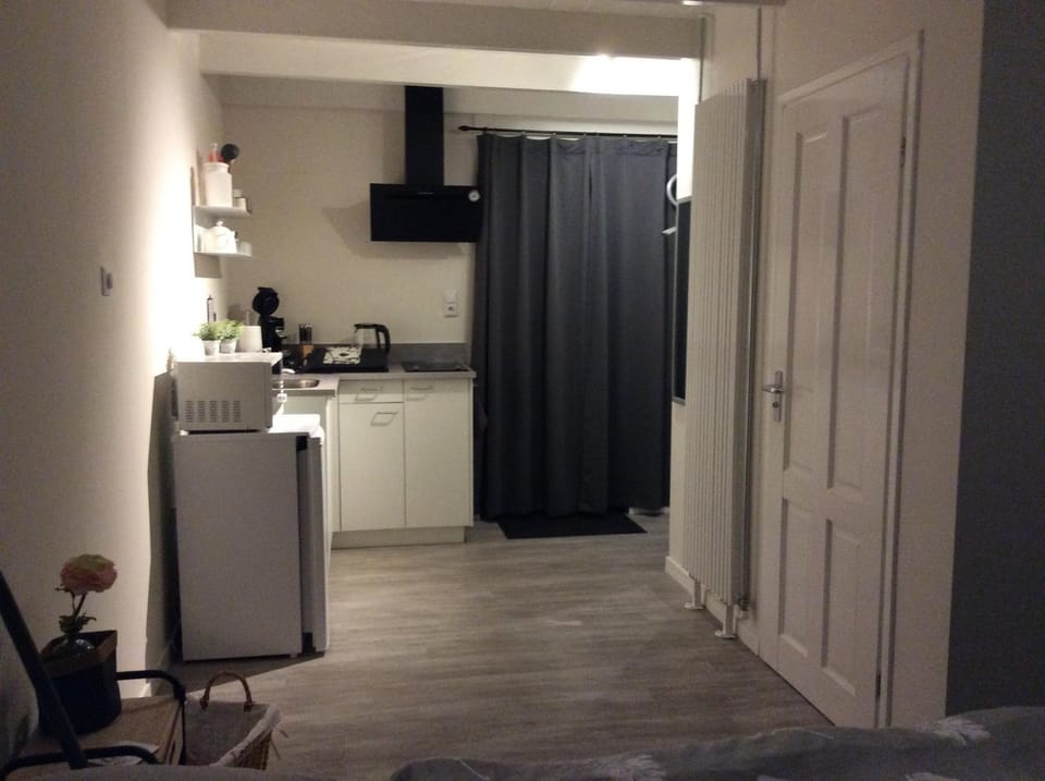 Coffee/tea facilities, Kitchen or kitchenette