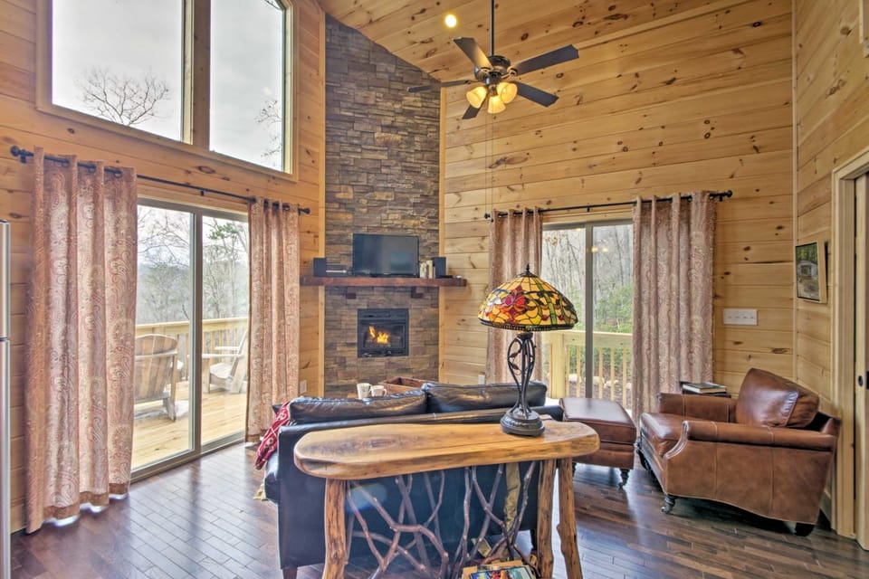 Hot Tub & Views: Charming Bryson City Cabin! Cabin in Swain County