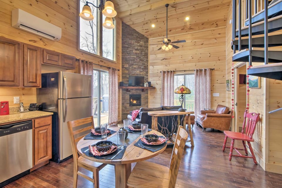 Hot Tub & Views: Charming Bryson City Cabin! Cabin in Swain County