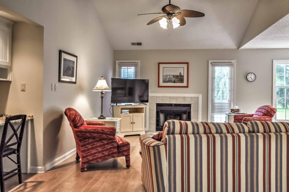 Beach & Pool Access: Golf Villa in Hilton Head! Villa in Hilton Head Island