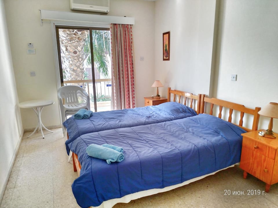 Constantaras Apartments Apartment in Paralimni